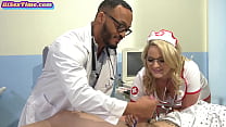 Nurse cocksucking bisexual dick in medical threeway